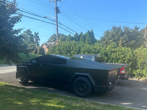 Used 2024 Tesla Cybertruck Cyberbeast image 4