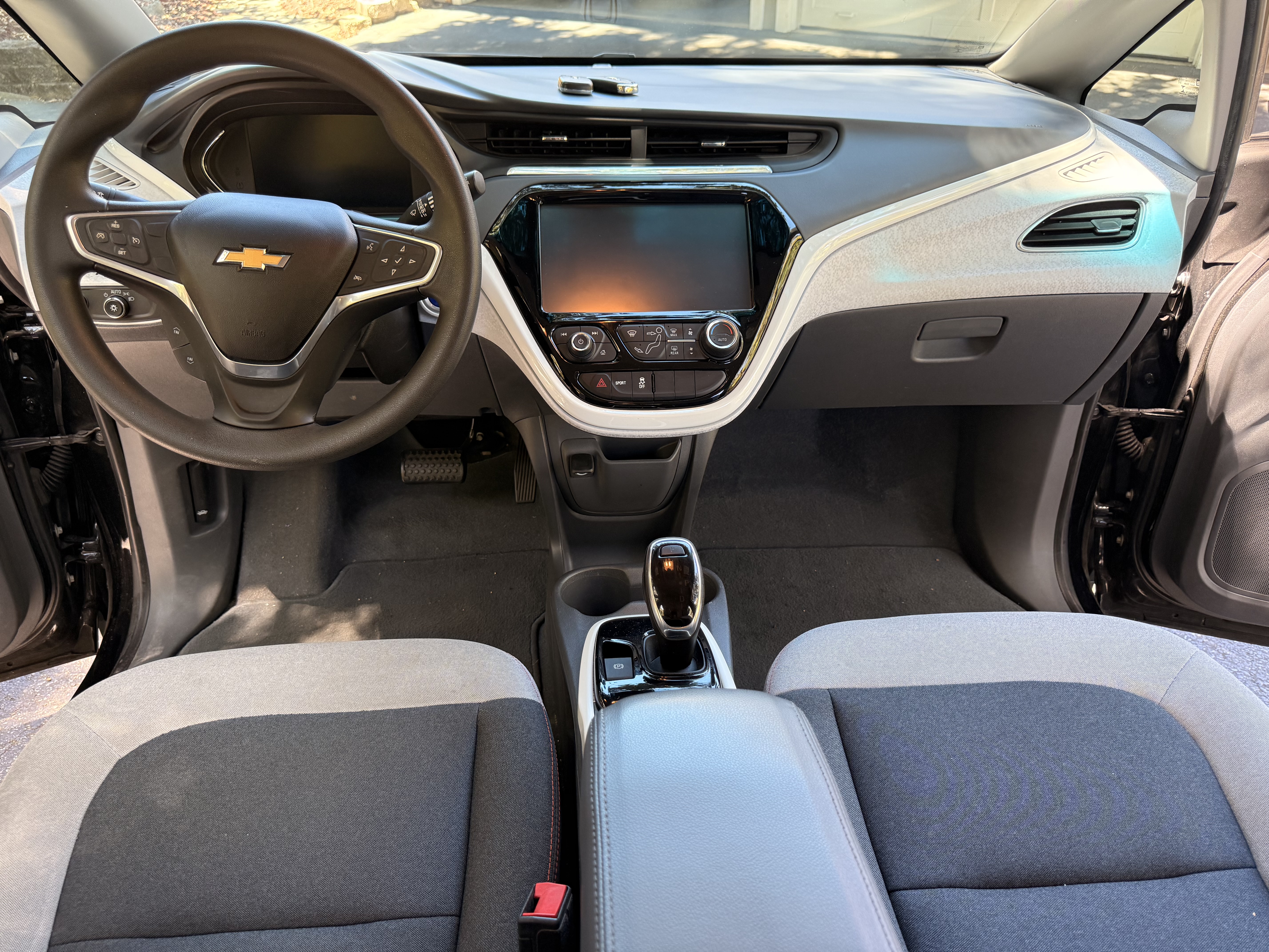 Used 2019 Chevrolet Bolt LT FWD image 13