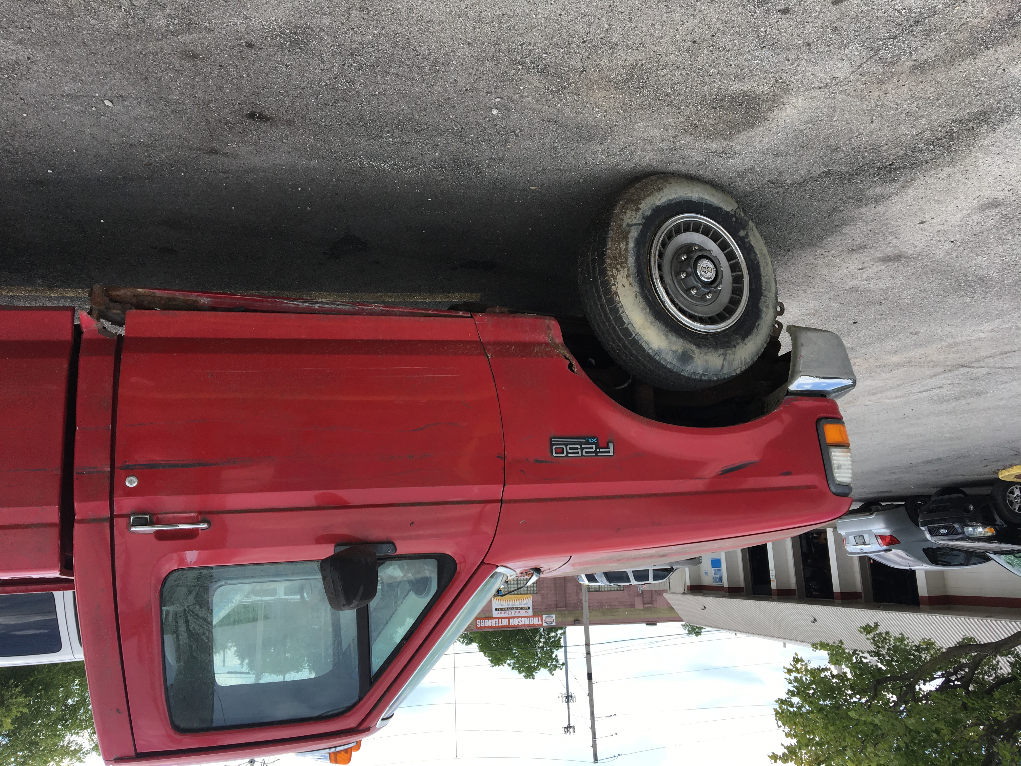 Used 1994 Ford F250 4x4 Regular Cab image 2