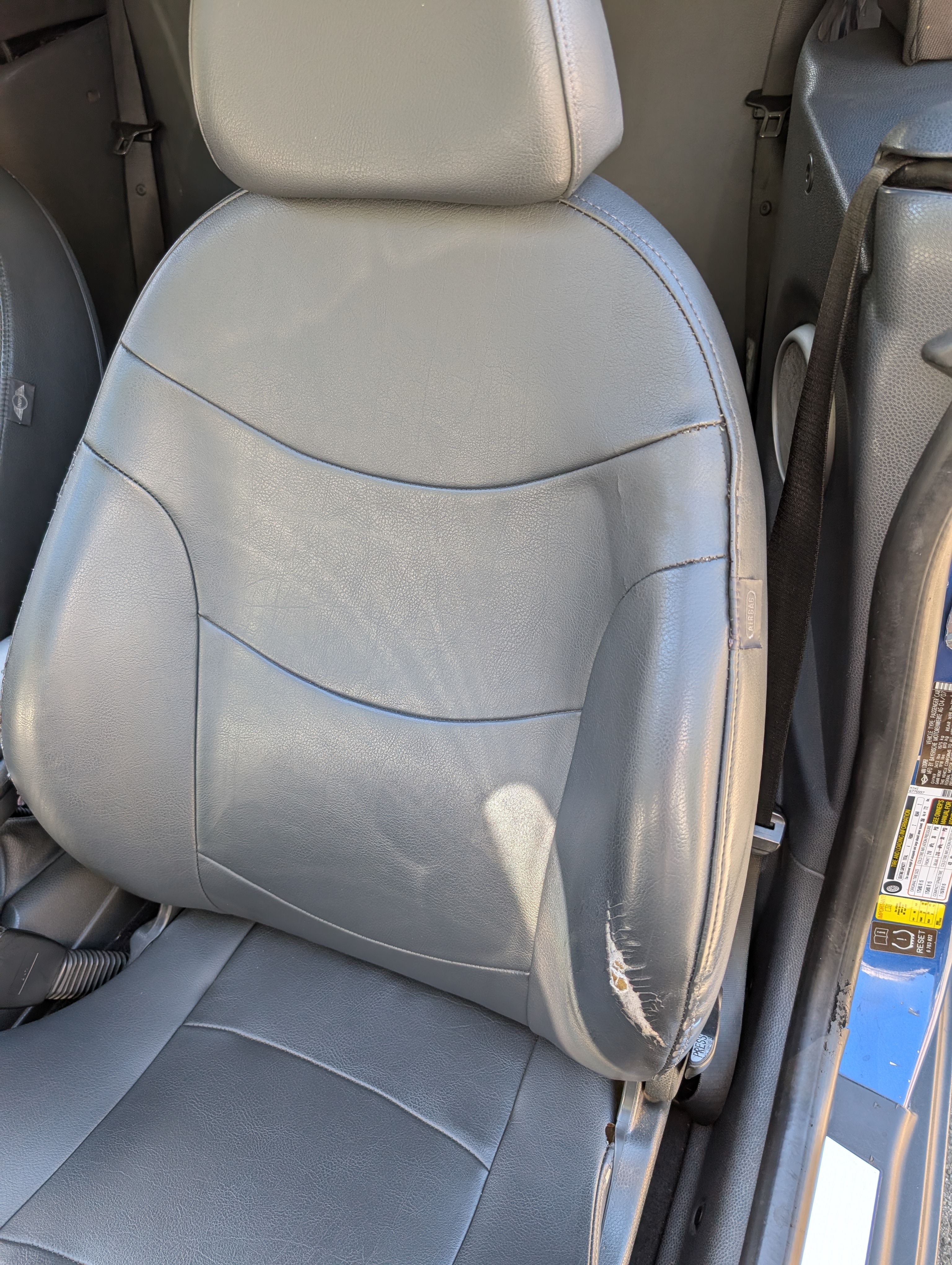 Used 2007 MINI Cooper Convertible FWD image 29