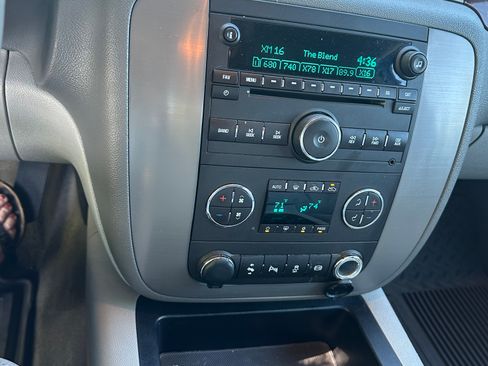 Used 2013 GMC Sierra 2500 SLT w/ SLT Convenience Package AWD/4WD image 11
