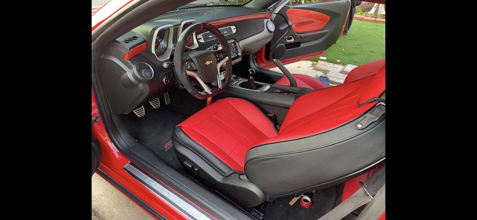 Used 2014 Chevrolet Camaro SS RWD image 16