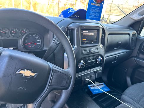 Used 2022 Chevrolet Silverado 1500 W/T w/ WT Value Package image 20