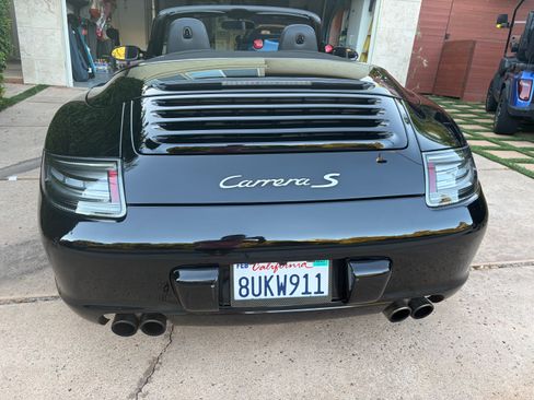 Used 2008 Porsche 911 Carrera S RWD image 8
