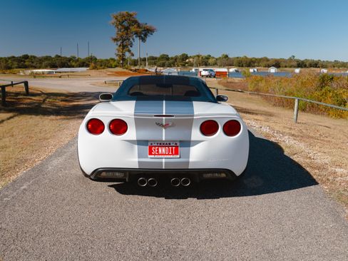 Used 2013 Chevrolet Corvette Grand Sport w/ 4LT Preferred Equipment Group image 6