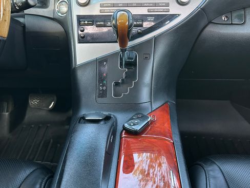 Used 2010 Lexus RX 350 AWD image 12