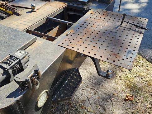 Used 2016 Ford F350 XLT image 11