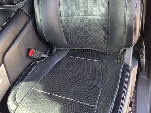 Used 2016 Ford F150 Lariat w/ Equipment Group 502A Luxury image 10