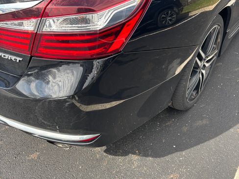 Used 2017 Honda Accord Sport image 10