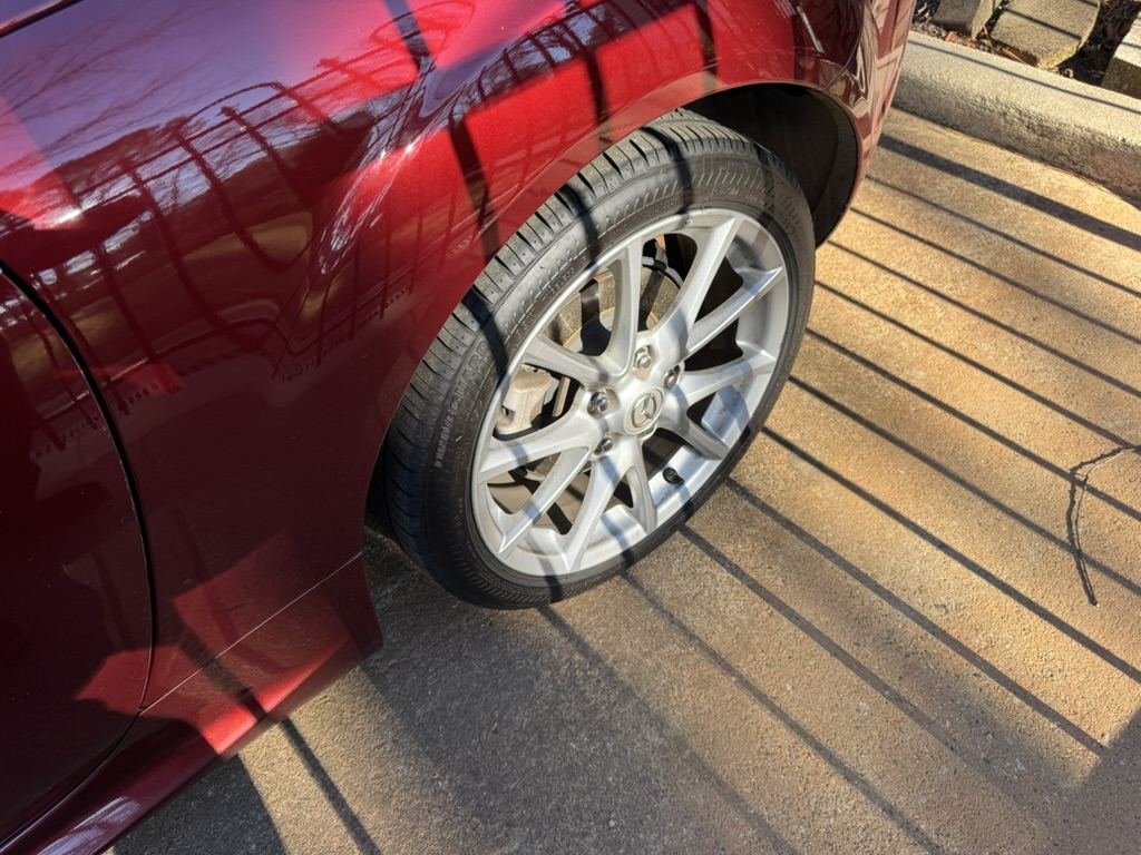 Used 2010 MAZDA MX-5 Miata Grand Touring w/ Premium Pkg RWD image 16