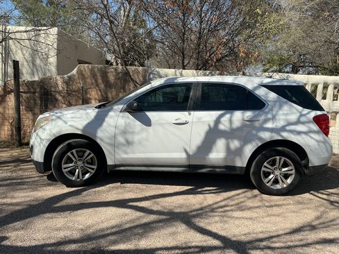 Used 2014 Chevrolet Equinox LS FWD image 1