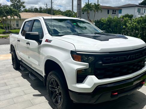 Used 2022 Chevrolet Silverado 1500 Custom Trail Boss AWD/4WD image 1