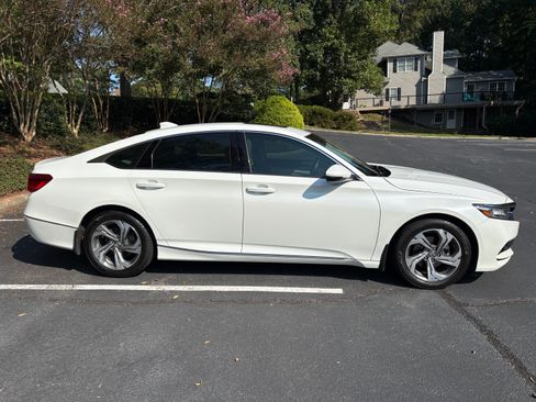 Used 2018 Honda Accord EX-L image 5