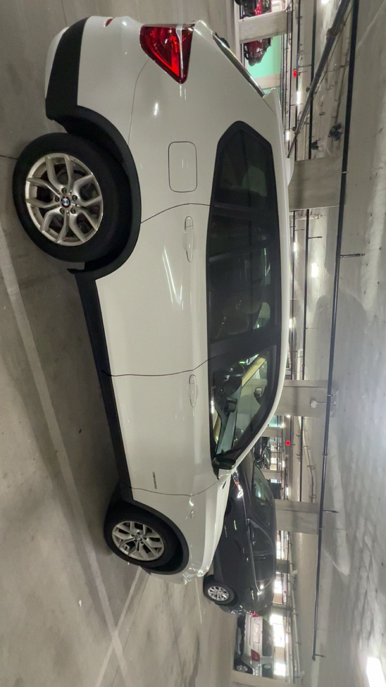 Used 2013 BMW X3 xDrive28i AWD/4WD image 1