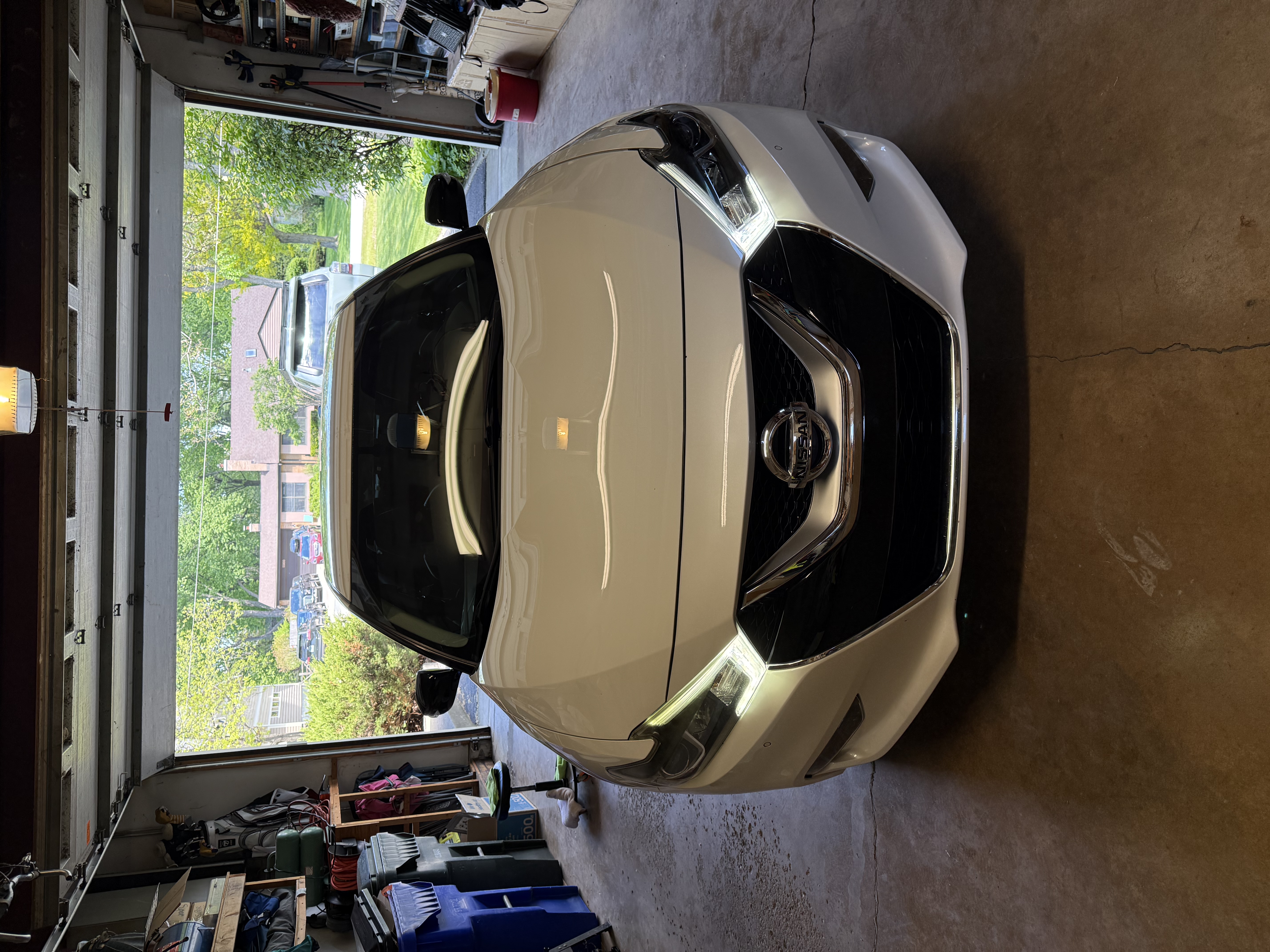 Used 2017 Nissan Maxima SR FWD image 11