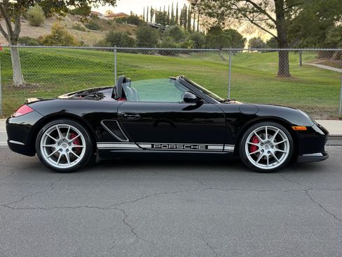 Used 2011 Porsche Boxster Spyder image 5