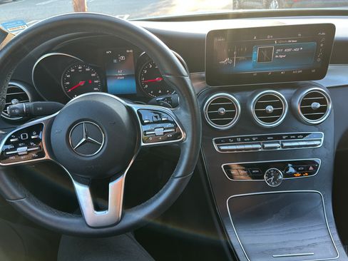 Used 2019 Mercedes-Benz C 300 Sedan image 11