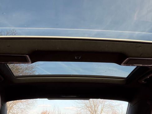 Used 2015 Mercedes-Benz S 63 AMG 4MATIC Sedan image 23