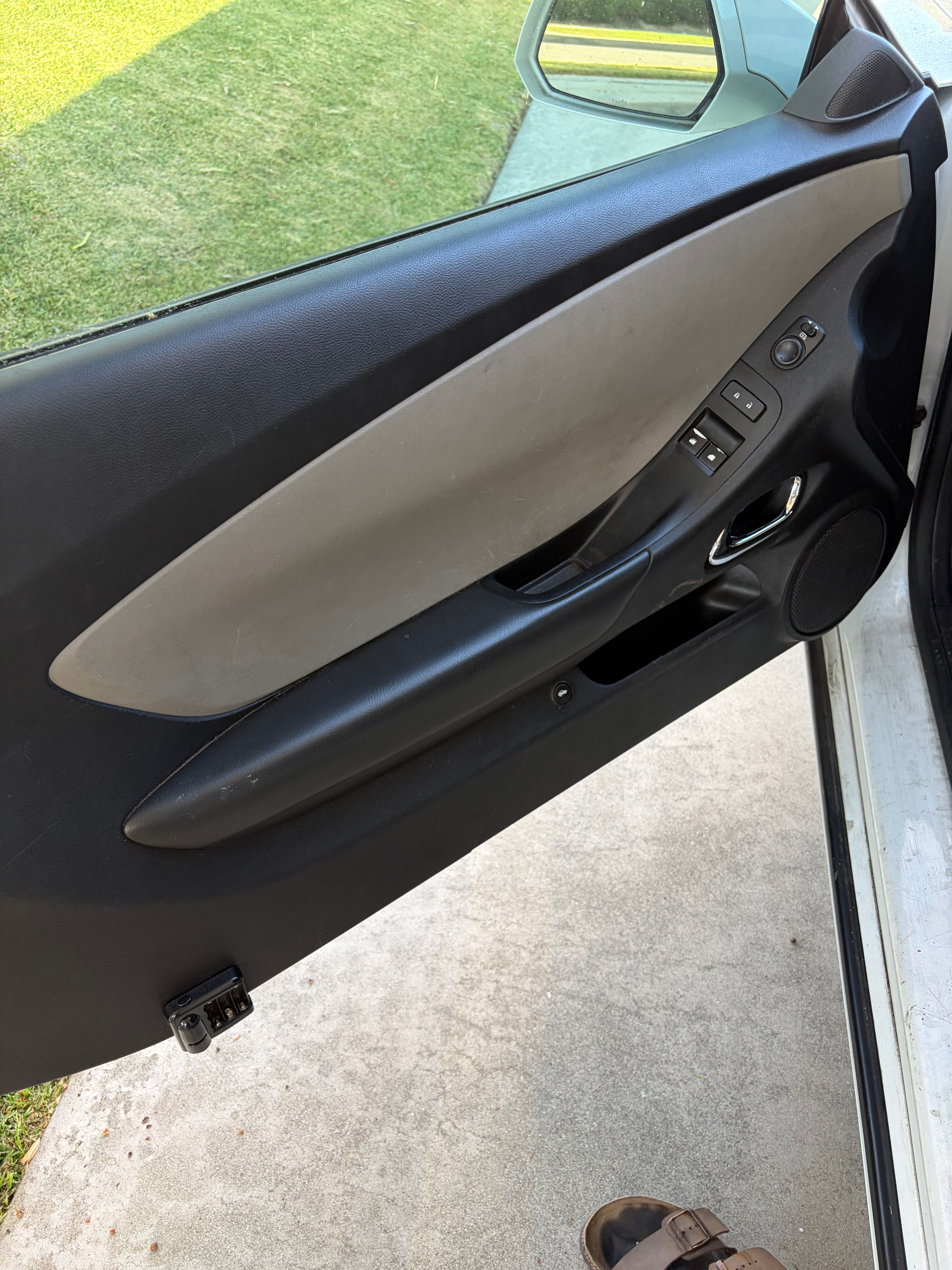 Used 2015 Chevrolet Camaro LS RWD image 10