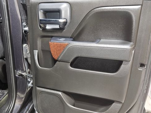 Used 2016 GMC Sierra 1500 SLE w/ SLE Value Package image 15