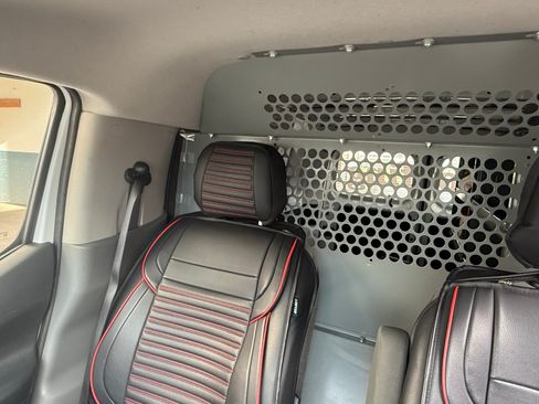 Used 2019 Nissan NV200 S image 9