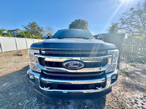 Used 2020 Ford F250 XLT w/ XLT Premium Package image 5