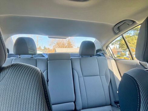 Used 2023 Subaru Legacy Premium image 5