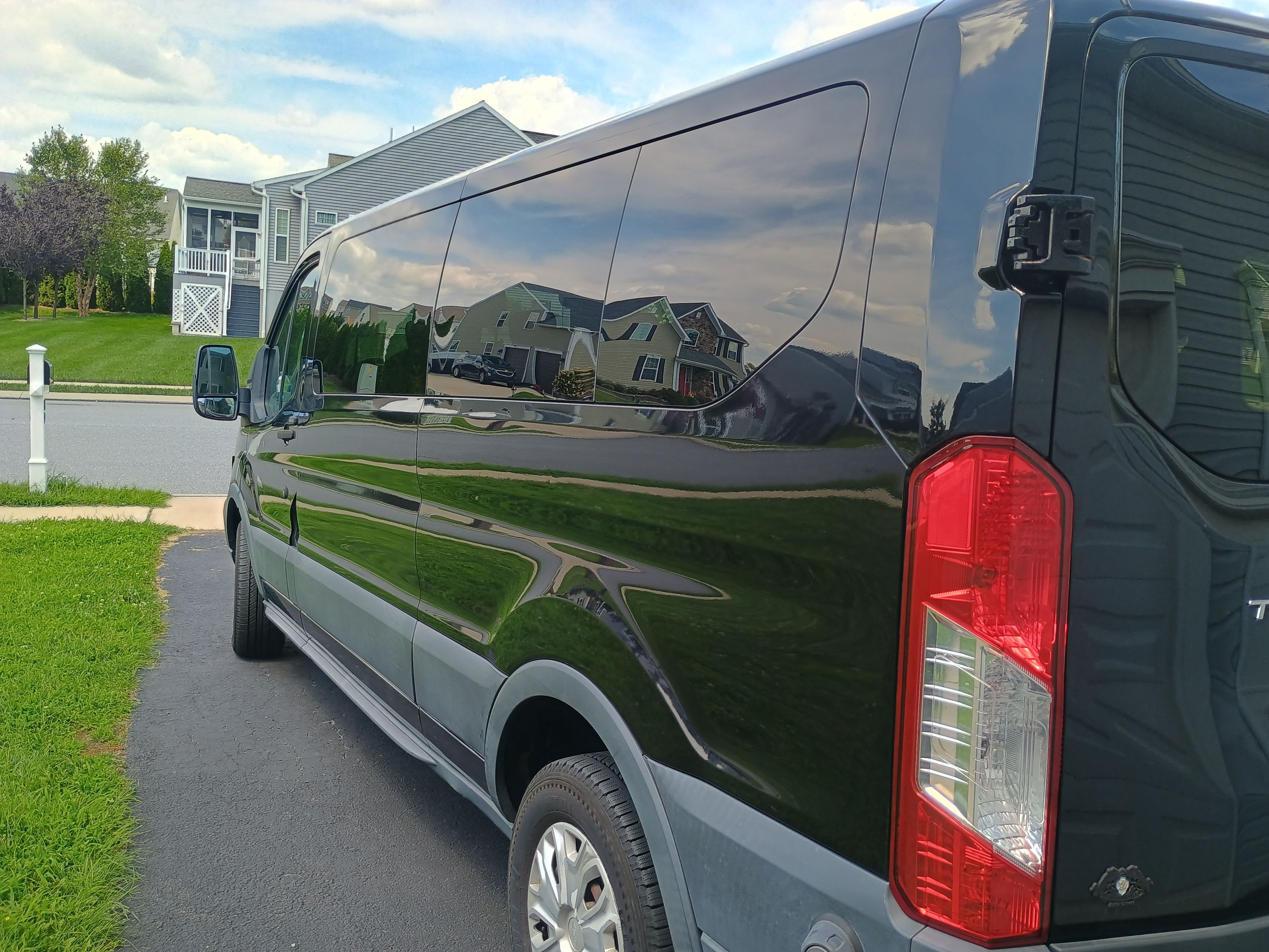 Used 2016 Ford Transit 350 XLT RWD image 10