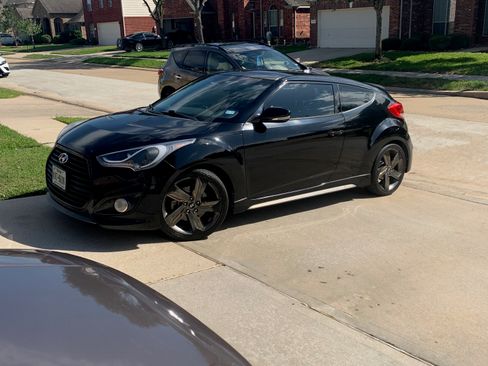 Used 2015 Hyundai Veloster Turbo w/ Option Group 04 image 11