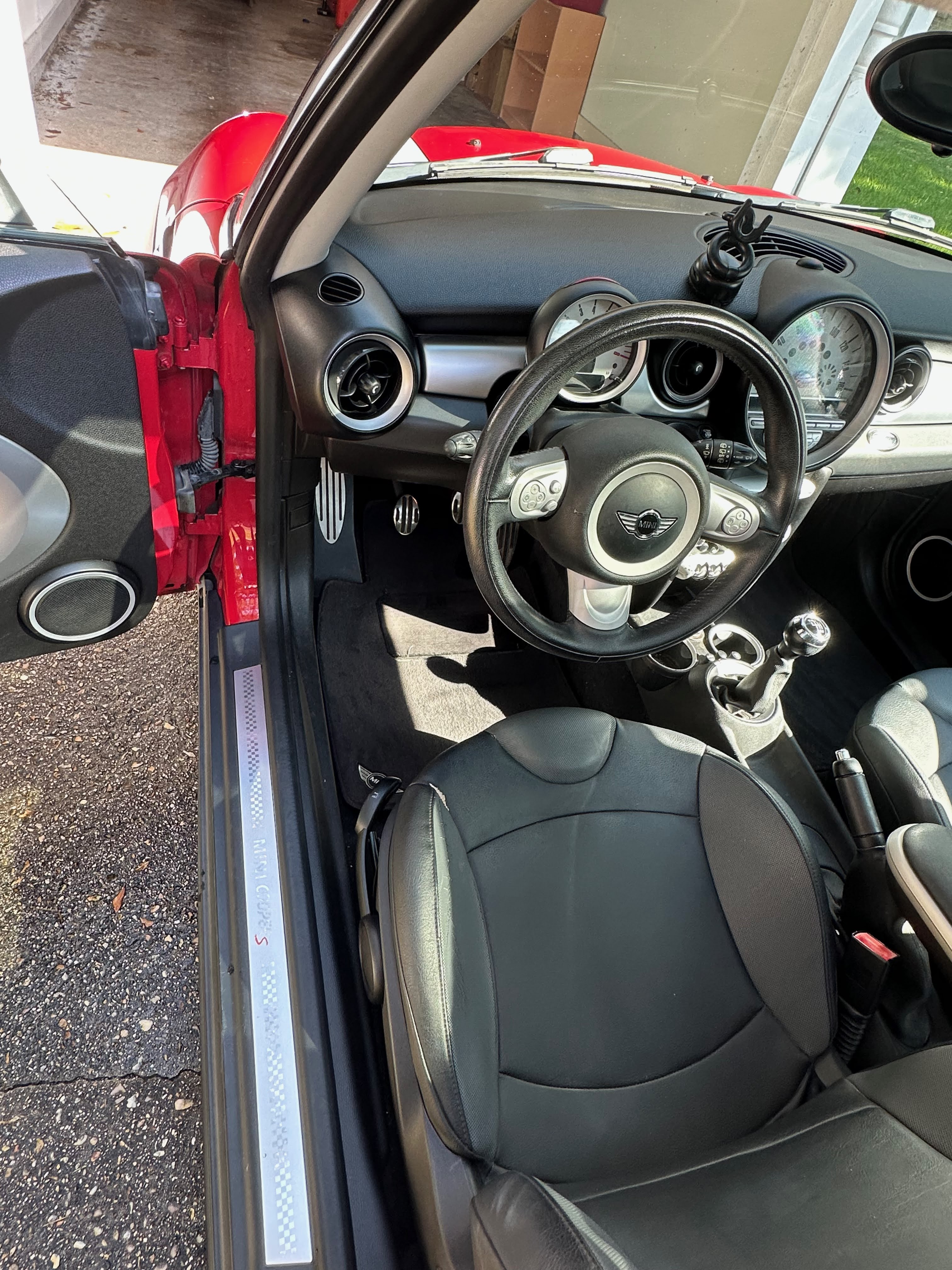 Used 2009 MINI Cooper S FWD image 15