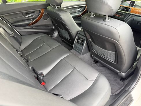 Used 2013 BMW 328i Sedan RWD image 14