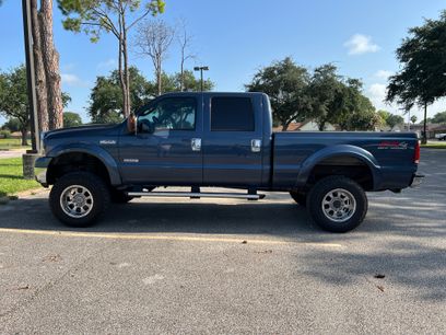 Used 2005 Ford F350 Lariat