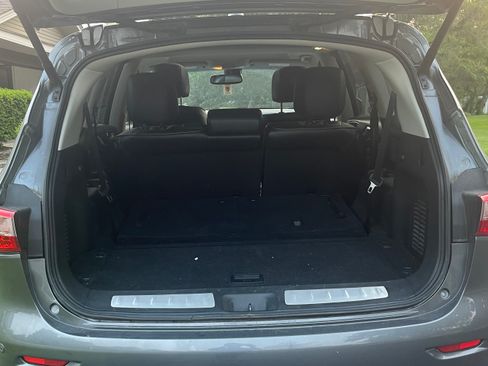 Used 2015 INFINITI QX60 AWD w/ Premium Plus Package image 11