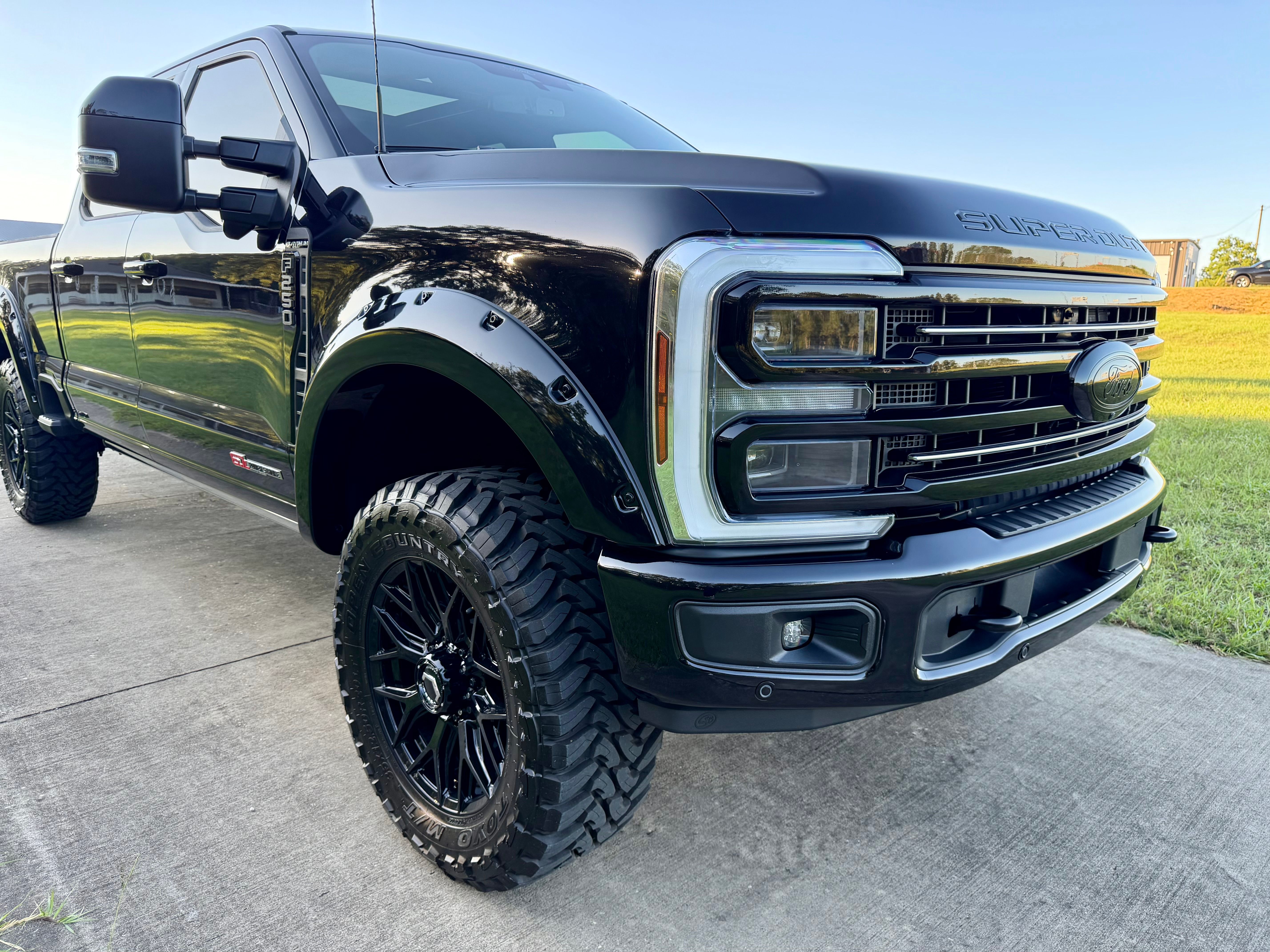Used 2026 Ford F250 Platinum AWD/4WD image 11