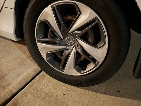 Used 2019 Honda Civic LX image 6