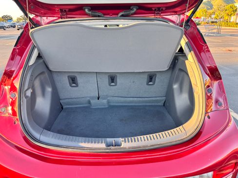 Used 2020 Chevrolet Bolt LT image 6