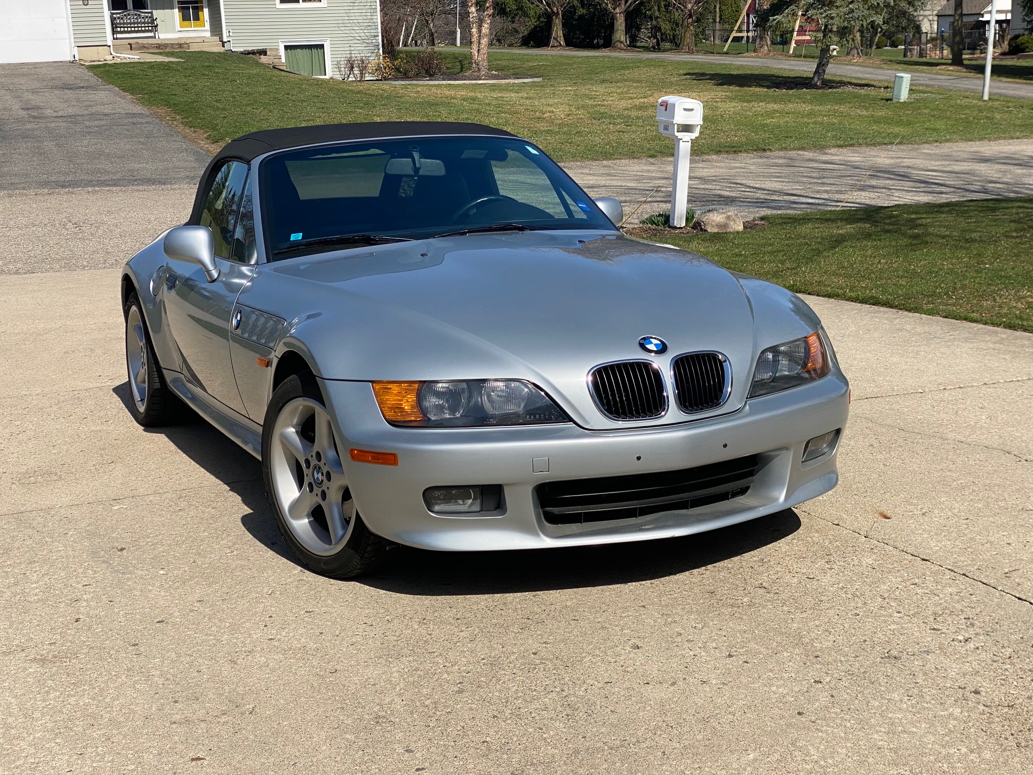 Used 1998 BMW Z3 2.8 RWD image 5