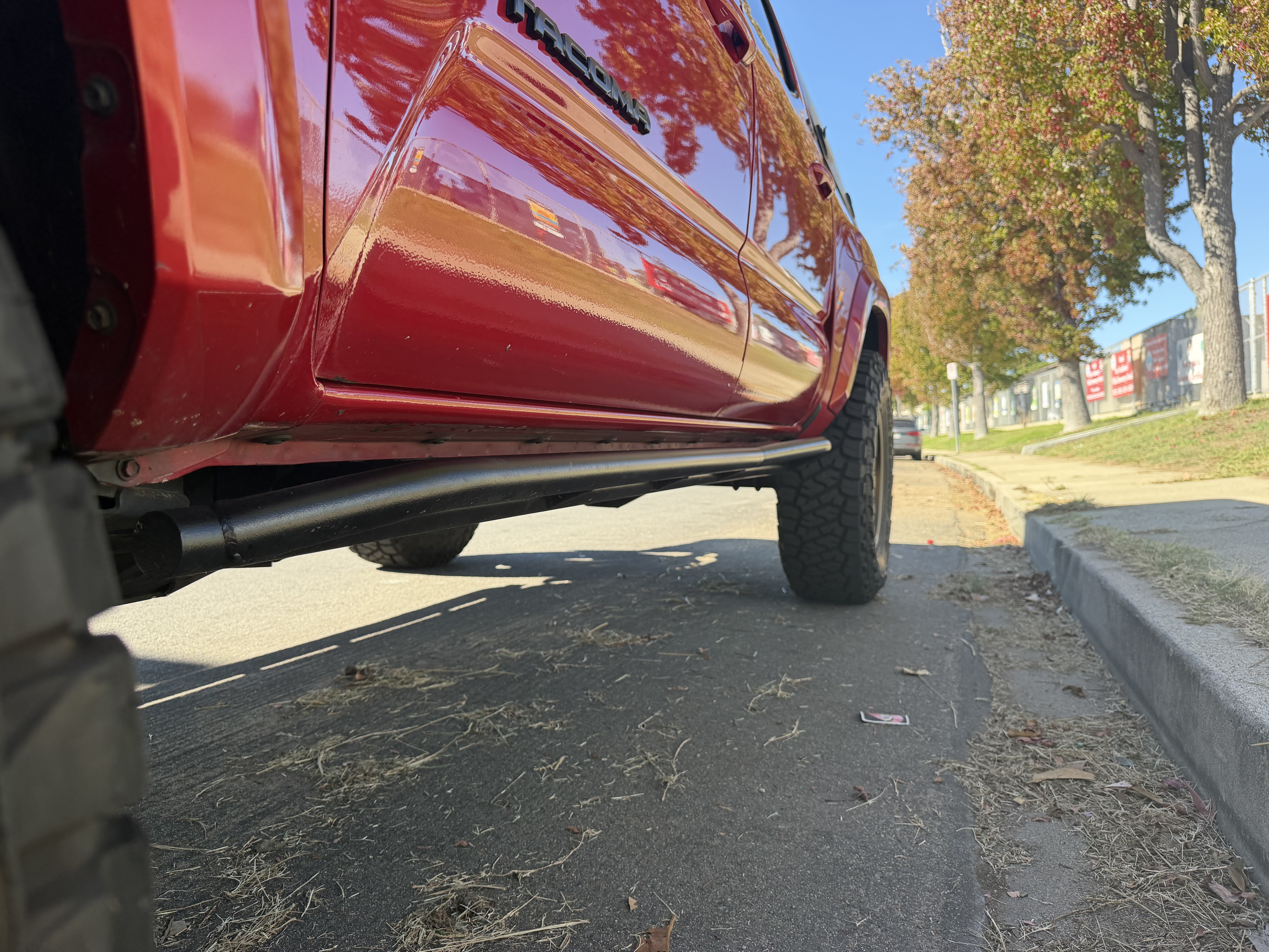 Used 2020 Toyota Tacoma Limited AWD/4WD image 9