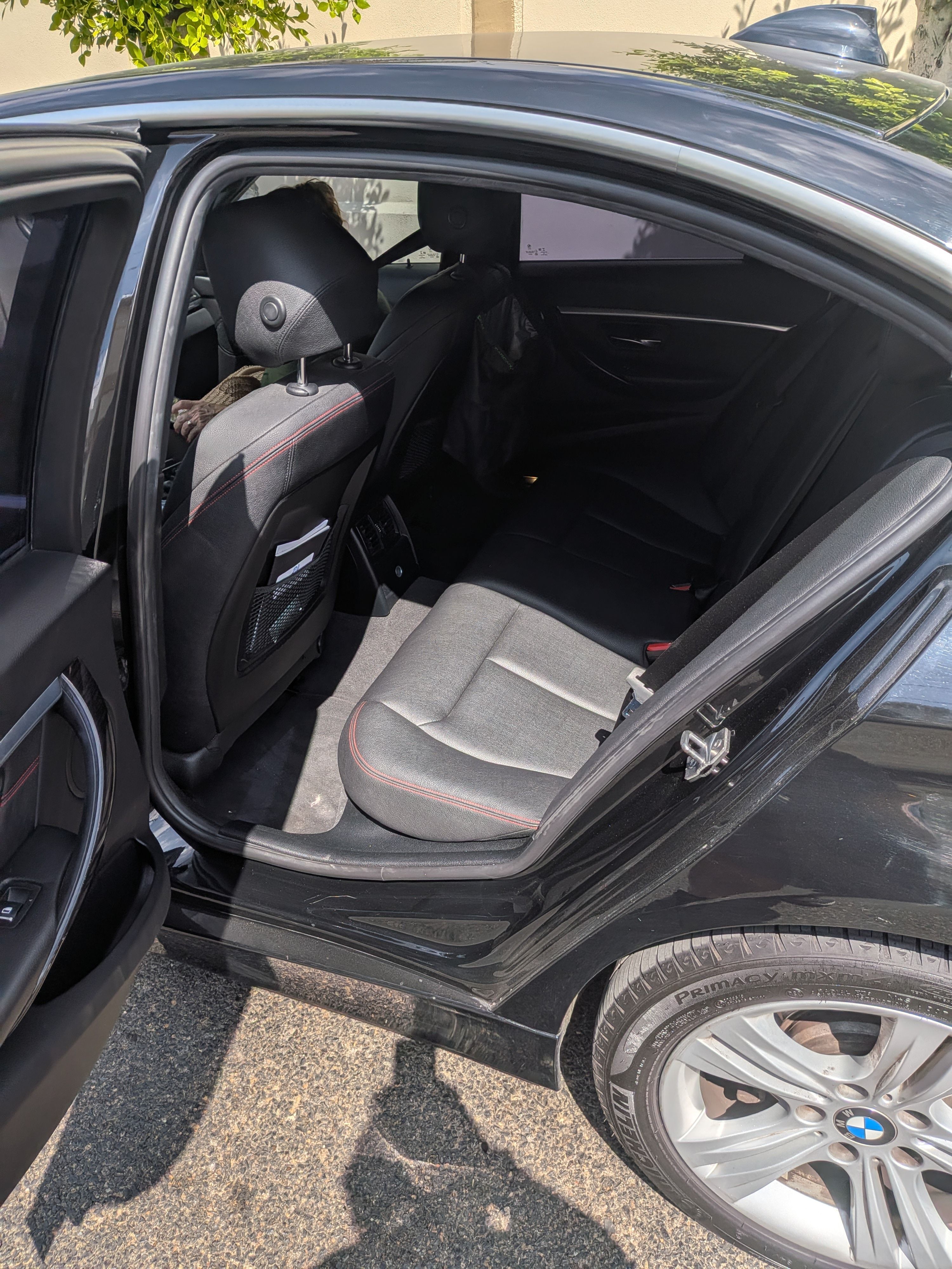 Used 2018 BMW 330i Sedan RWD image 11