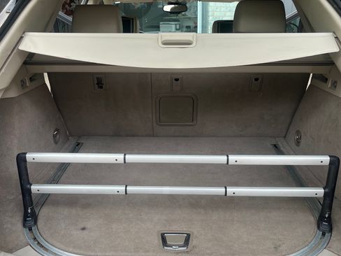 Used 2012 Cadillac SRX Premium FWD image 9
