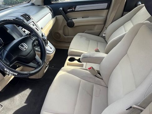 Used 2010 Honda CR-V LX image 10