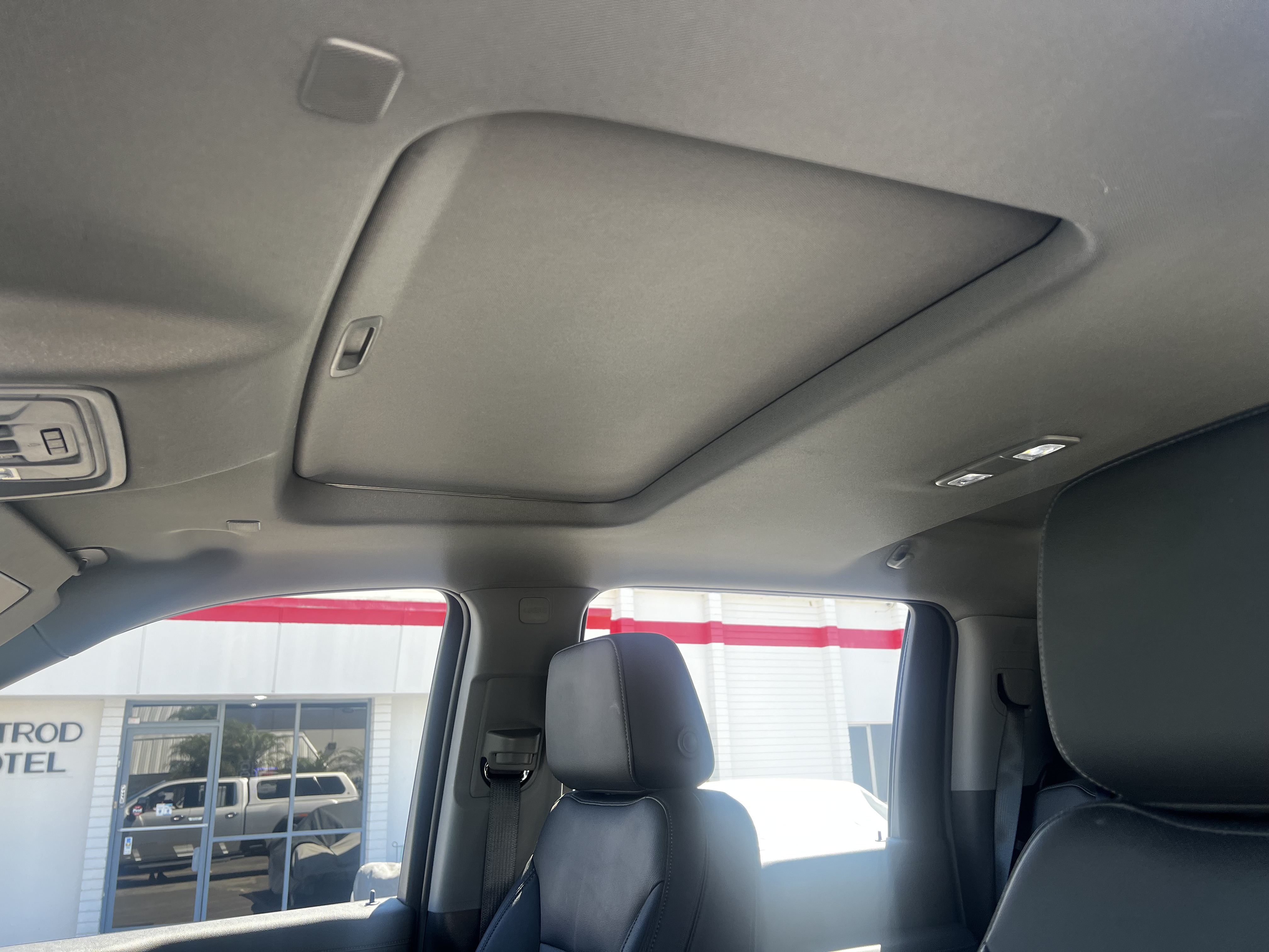 Used 2023 GMC Sierra 2500 SLT w/ SLT Convenience Package RWD image 19