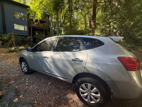 Used 2012 Nissan Rogue S FWD image 6