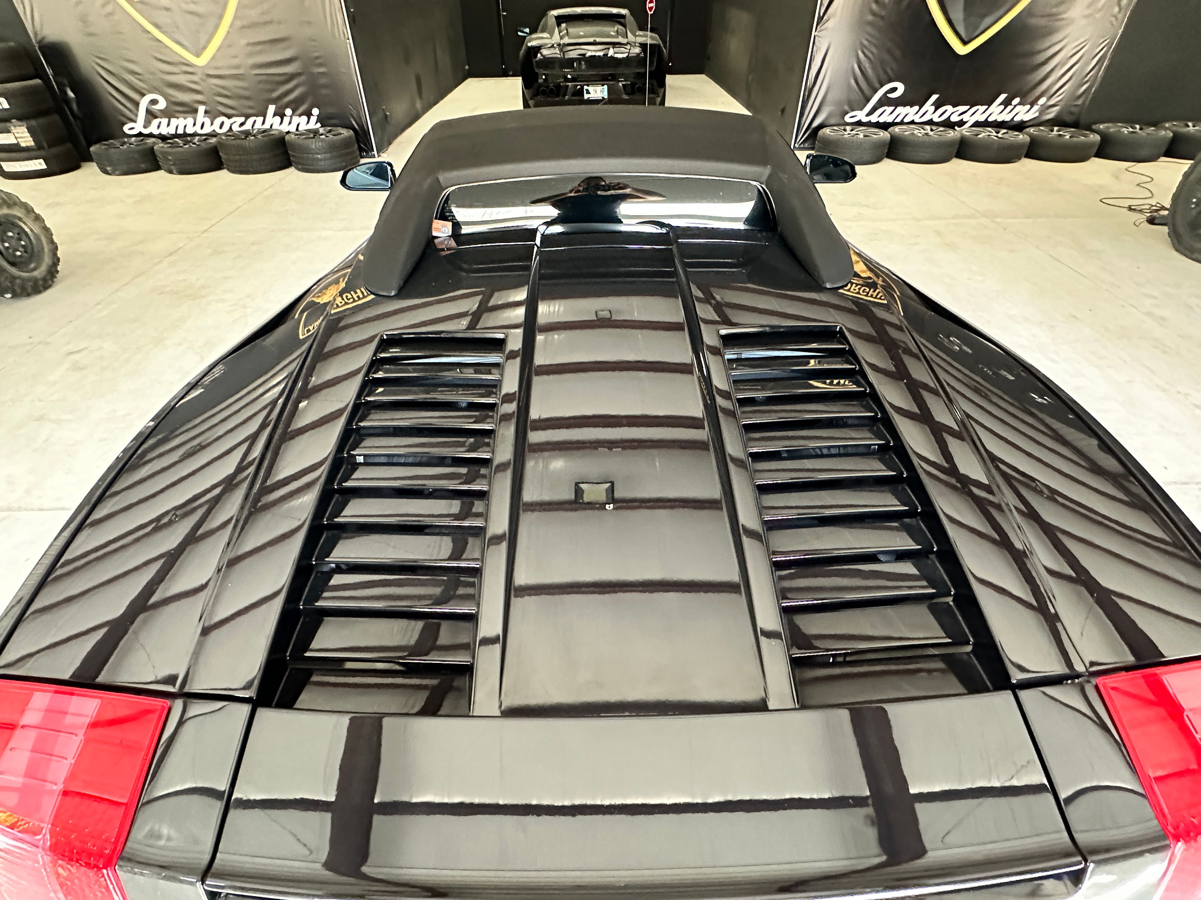 Used 2007 Lamborghini Gallardo Spyder AWD/4WD image 2