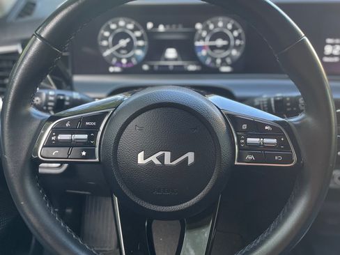 Used 2024 Kia Seltos S AWD/4WD image 10