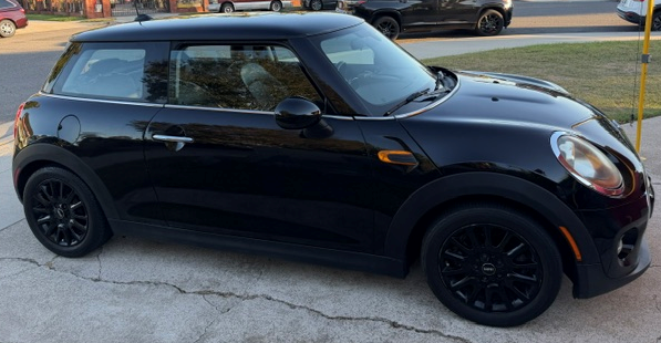 Used 2015 MINI Cooper 2-Door Hardtop FWD image 4