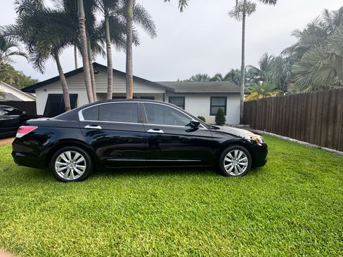 Used 2012 Honda Accord EX-L image 1