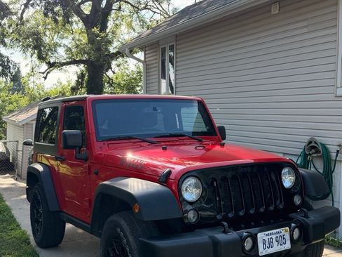 Used 2018 Jeep Wrangler Sport AWD/4WD image 1