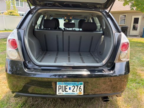 Used 2009 Pontiac Vibe GT FWD image 17