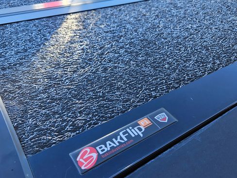 Used 2018 Ford F150 Lariat w/ Equipment Group 502A Luxury image 5